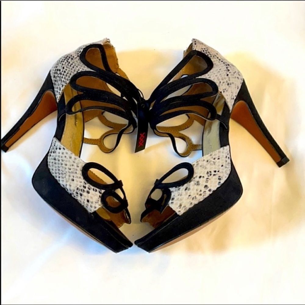 MARIE MARE STILETTO STRAPPY HEELS.  NEW.